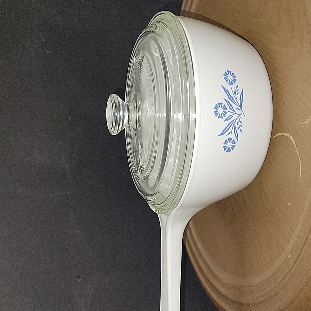 Corningware Cornflower Blue Pattern P-82-B 1 - 1.5 Pint Saucepan